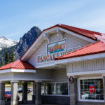 exterior of Summit Inn in Snoqualmie Pass